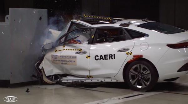 顏值高、動力強的現代菲斯塔對標思域，如今銷量卻跌入谷底？