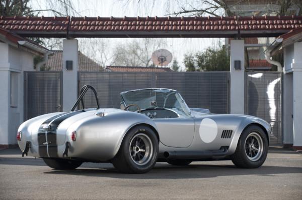 2021年造的老古董 賣得比新車貴幾倍!這些車太任性 2021年造的老古董 賣得比新車貴幾倍!這些車太任性