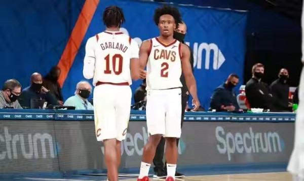 2.13米打3號位!騎士奇陣惜敗公牛,騎士應放棄塞克斯頓和加蘭? 2.13米打3號位!騎士奇陣惜敗公牛,騎士應放棄塞克斯頓和加蘭?