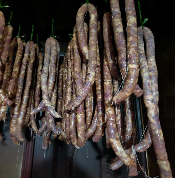 湖北土家族傳統臘香腸的製作和熏製方法 湖北土家族傳統臘香腸的製作和熏製方法