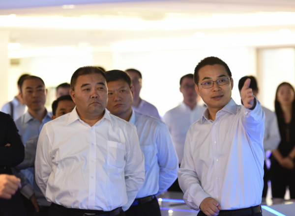 &OpenCurlyDoubleQuote;大老虎&rdquo;違規批貸40億，自己獲利1個億，受賄不收現金：太低端