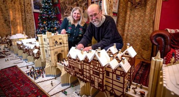 國外夫婦痴迷樂高 在客廳搭6.4米長倫敦橋模型