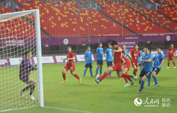 王霜一進球一助攻戰勝江蘇隊!水慶霞:作為聯合隊教練員我無上光榮 王霜一進球一助攻戰勝江蘇隊!水慶霞:作為聯合隊教練員我無上光榮