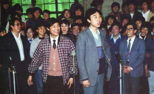 牛群：當紅時拋下馮鞏當官，半生折騰家產盡失，退休後說不後悔