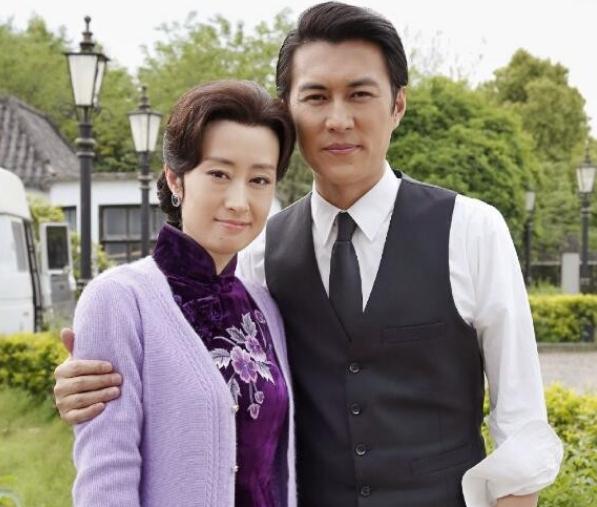 《偽裝者》寫深深的愛國情懷和濃濃的親情，我反覆看仍有淚可彈