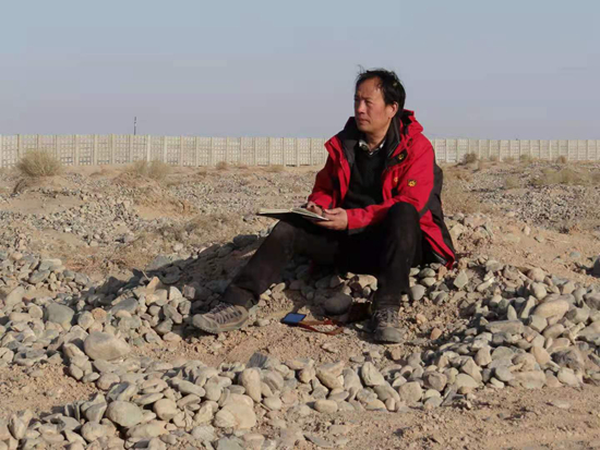 追沙30年 讓敦煌鳴沙山“鳴”聲再起 追沙30年 讓敦煌鳴沙山“鳴”聲再起