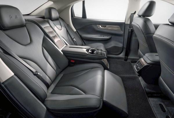 富有的深圳人比廣州人更愛日系車? 富有的深圳人比廣州人更愛日系車?