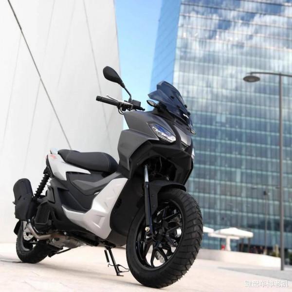 ADV踏板野蠻生長,阿普利亞也來涉足,推出SR GT 125/200 ADV踏板野蠻生長,阿普利亞也來涉足,推出SR GT 125/200