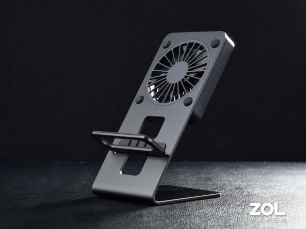 臺機級別的配置 飛傲M17萬元級便攜播放器開箱