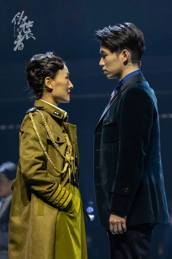 《偽裝者》之《願得此身長報國》靳東、劉敏濤等原版主演齊聚現場 《偽裝者》之《願得此身長報國》靳東、劉敏濤等原版主演齊聚現場