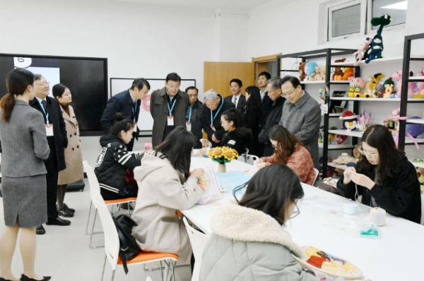 “高薪工作”與“體面工作”，你會選擇哪個？90後選擇出奇一致