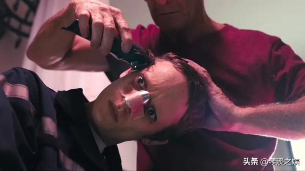 從幕後角度解讀《鈦》，體會演員、化妝師、導演等人的不易