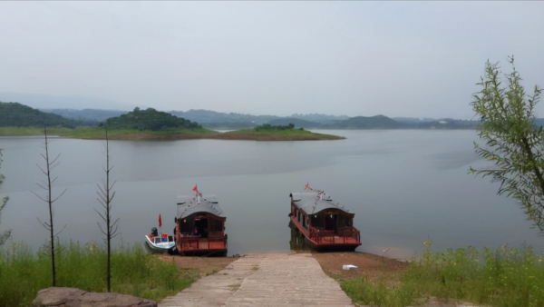 重慶村莊地上冒火60年不滅,村民用來燒水做飯,原來國外也有 重慶村莊地上冒火60年不滅,村民用來燒水做飯,原來國外也有