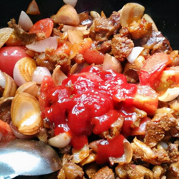 冬季女性多吃：豬肝，牛肉，紅豆，南瓜，花生補氣補血養生美容