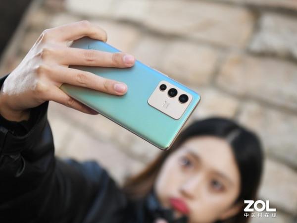 3000元檔選拍照手機，vivo S12 Pro、小米12X、榮耀60 Pro怎麼選？