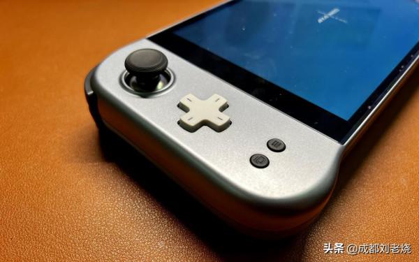 國貨當自強 AYA NEO NEXT掌機試玩