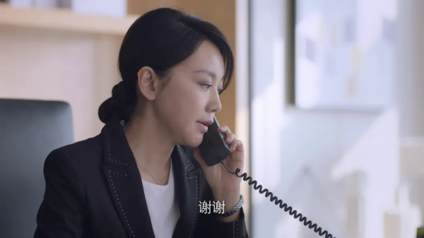 《突圍》今晚開播，靳東新官上任閆妮秦嵐挖坑唱反調