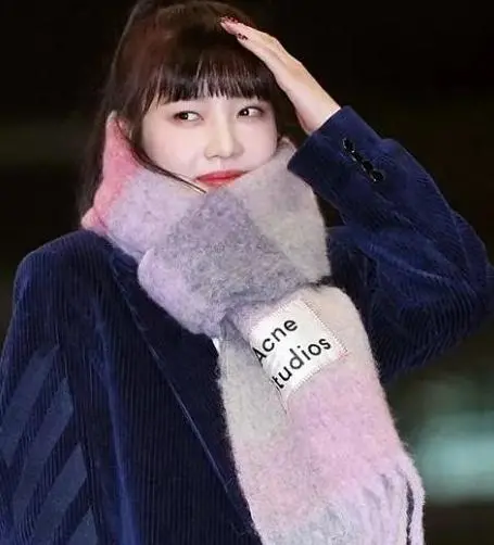 馬丁靴+連衣裙=秋冬王炸組合，顯高顯瘦，時髦慘了