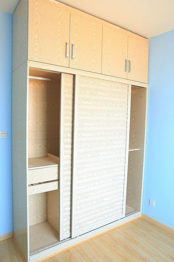 只不過在陽臺做了半邊加高,引得鄰居爭相模仿,好有面子 只不過在陽臺做了半邊加高,引得鄰居爭相模仿,好有面子