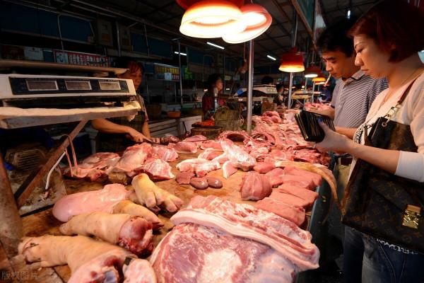 豬肉價一降再降的原因
