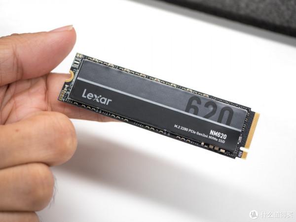 AMD Ryzen5 5600G裝機超頻實戰，看這核顯能頂多少錢的顯示卡？