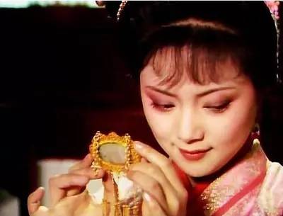 賈母和王夫人的內鬥有多狠？從暗到明互相打臉，到底誰佔了上風？