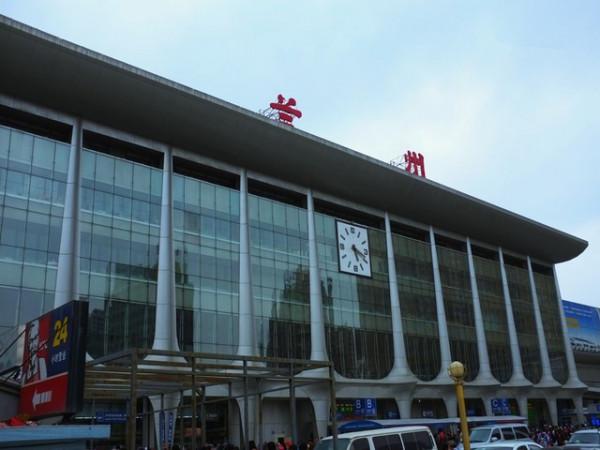 蘭州火車站的錯別字存在了68年,是故意為之還是無意之舉? 蘭州火車站的錯別字存在了68年,是故意為之還是無意之舉?