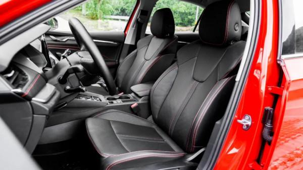 讓“德味兒”更親民 試駕斯柯達明銳PRO 讓“德味兒”更親民 試駕斯柯達明銳PRO