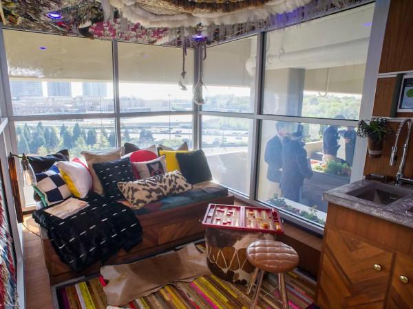 29張微小生活空間的照片展示了世界變得多麼擁擠和負擔不起