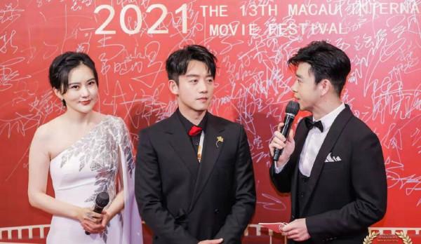 謝霆鋒因《怒火重案》獲得最佳男主角，本人感慨上次獲獎是8年前