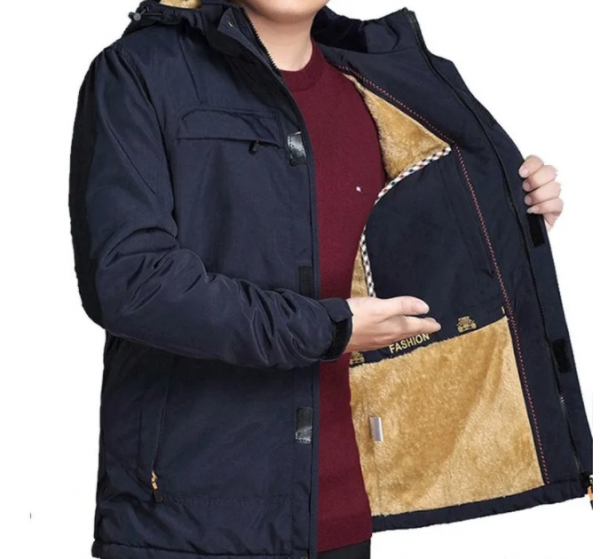 除夕晚上，建議穿上這棉服，比小西裝還氣派，60後男人穿賊體面