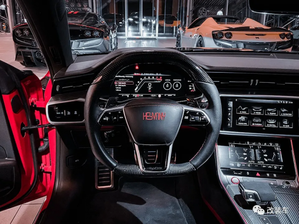 花100萬打造735馬力的奧迪RS7，3秒破百的碳纖維猛獸你們愛了嗎？