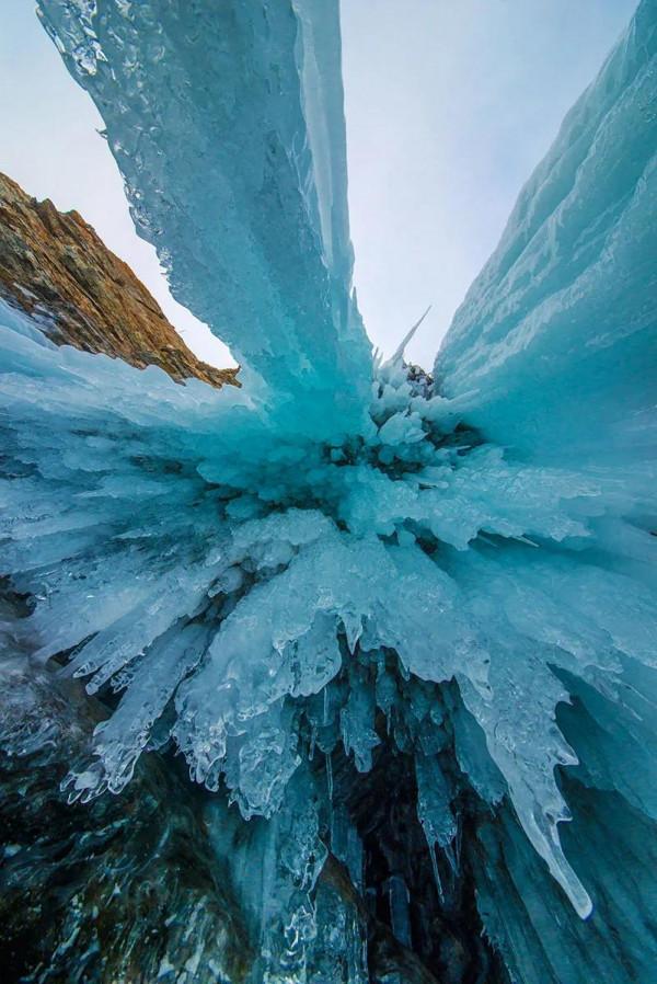 貝加爾湖藍冰絕美風景