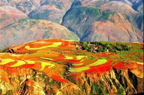 絕美，跟隨鏡頭俯瞰“世界花園彩雲南”