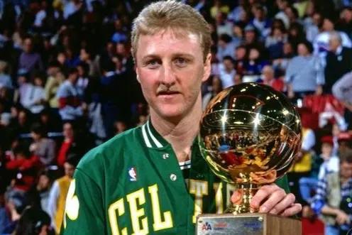 盤點“NBA超時空對決”第一期,當科比遇上喬丹,天王碰上大鳥 盤點“NBA超時空對決”第一期,當科比遇上喬丹,天王碰上大鳥