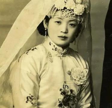 看張恨水的婚姻和自序，才知《金粉世家》清秋燕西的悲劇早已註定