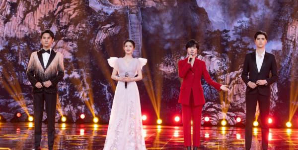 北京臺春晚：Angelababy主持被質疑不如幼兒園老師，馮鞏玩諧音梗