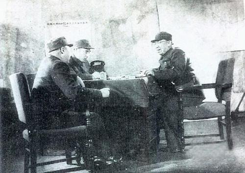 被林彪稱為“一個頂三個”的參謀長,暴脾氣的劉亞樓到底有何能耐 被林彪稱為“一個頂三個”的參謀長,暴脾氣的劉亞樓到底有何能耐