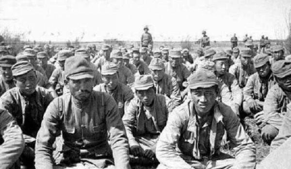 日偽軍兵力逐漸減小,董其武察覺不對勁,請示傅作義:拂曉前總攻 日偽軍兵力逐漸減小,董其武察覺不對勁,請示傅作義:拂曉前總攻