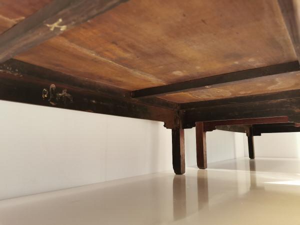 十二年前33萬美元,黃花梨方角櫃最終流拍 十二年前33萬美元,黃花梨方角櫃最終流拍