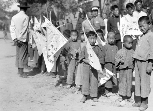 雙槍老太婆被判槍決，周總理親自出面求情，主席：善待她的家人