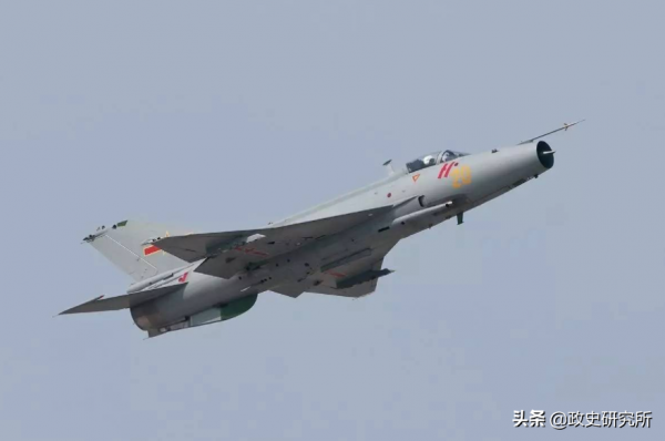 1994黃海對峙，美航母戰鬥群圍追我國核潛艇72小時，模擬攻擊7次