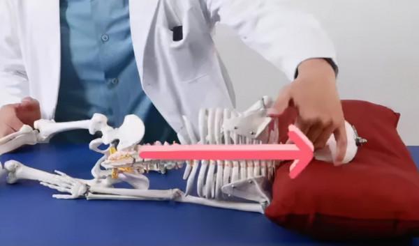 高枕？低枕？用錯傷頸！專家教你怎麼選枕頭