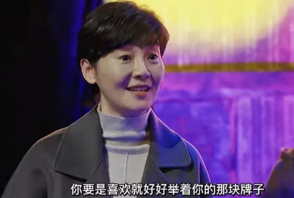 南臺控股:“多尷尬,看這片子我邊哭邊罵” 南臺控股:“多尷尬,看這片子我邊哭邊罵”