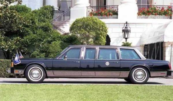 情懷老車之林肯Town Car(城市) 情懷老車之林肯Town Car(城市)