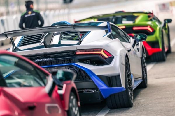 駕駛一臺無限接近賽車的超跑是什麼體驗|試駕 駕駛一臺無限接近賽車的超跑是什麼體驗|試駕