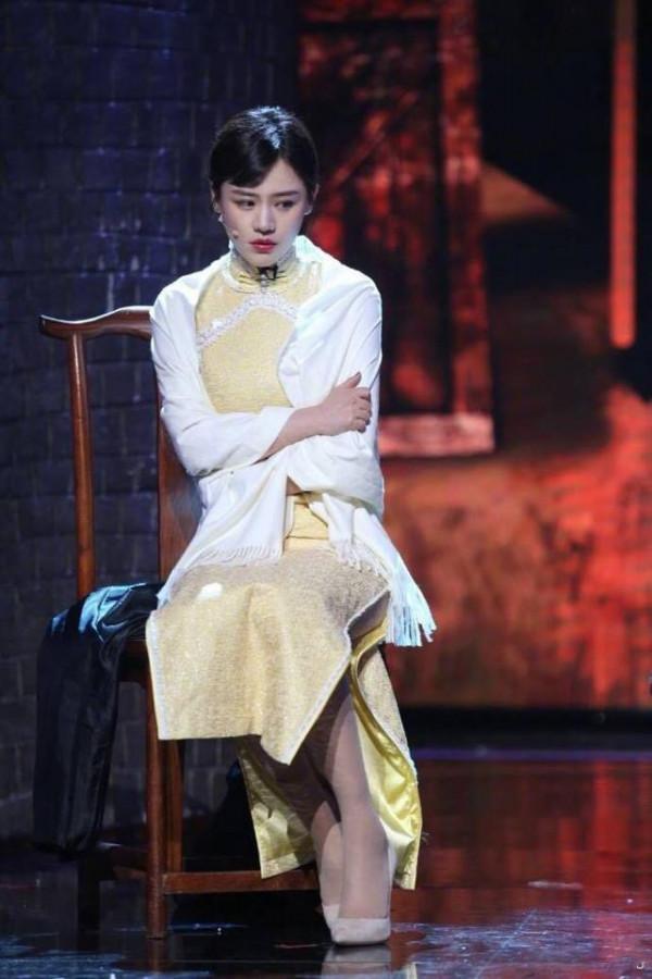 難穿衣被豔壓,明明已經瘦成了麻桿,大骨架小臉蛋卻讓她們顯太壯 難穿衣被豔壓,明明已經瘦成了麻桿,大骨架小臉蛋卻讓她們顯太壯