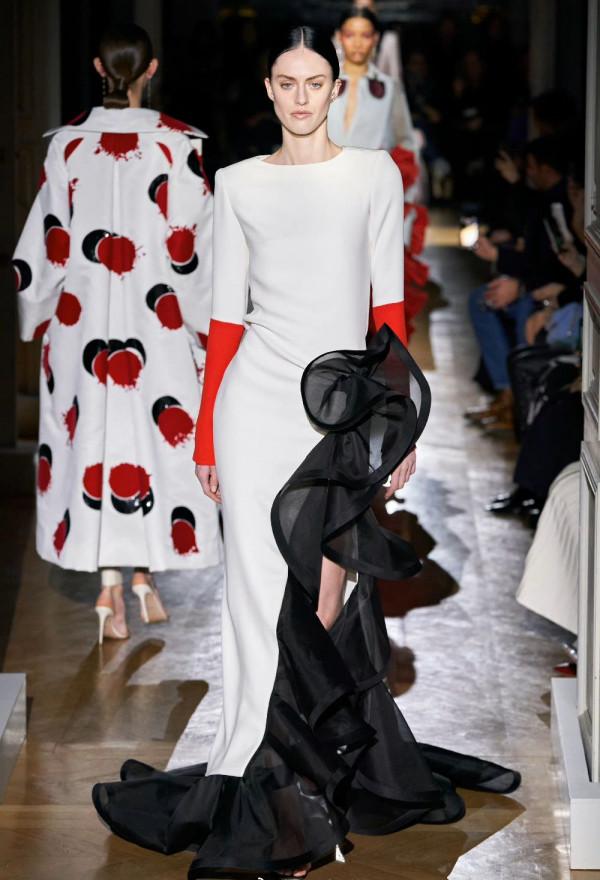 孫儷成不內卷第一人！再穿高定變紅毯大贏家，劉雯穿香奈兒卻翻車