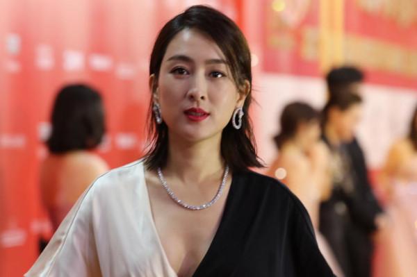 風光時是姐妹,落魄時是路人?這4對塑膠姐妹恐怕永遠不會再和好 風光時是姐妹,落魄時是路人?這4對塑膠姐妹恐怕永遠不會再和好