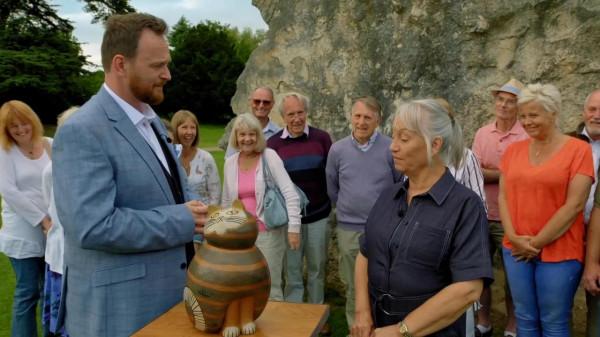 2017年她用177元買下一隻石貓,4年後價格漲到42萬 2017年她用177元買下一隻石貓,4年後價格漲到42萬